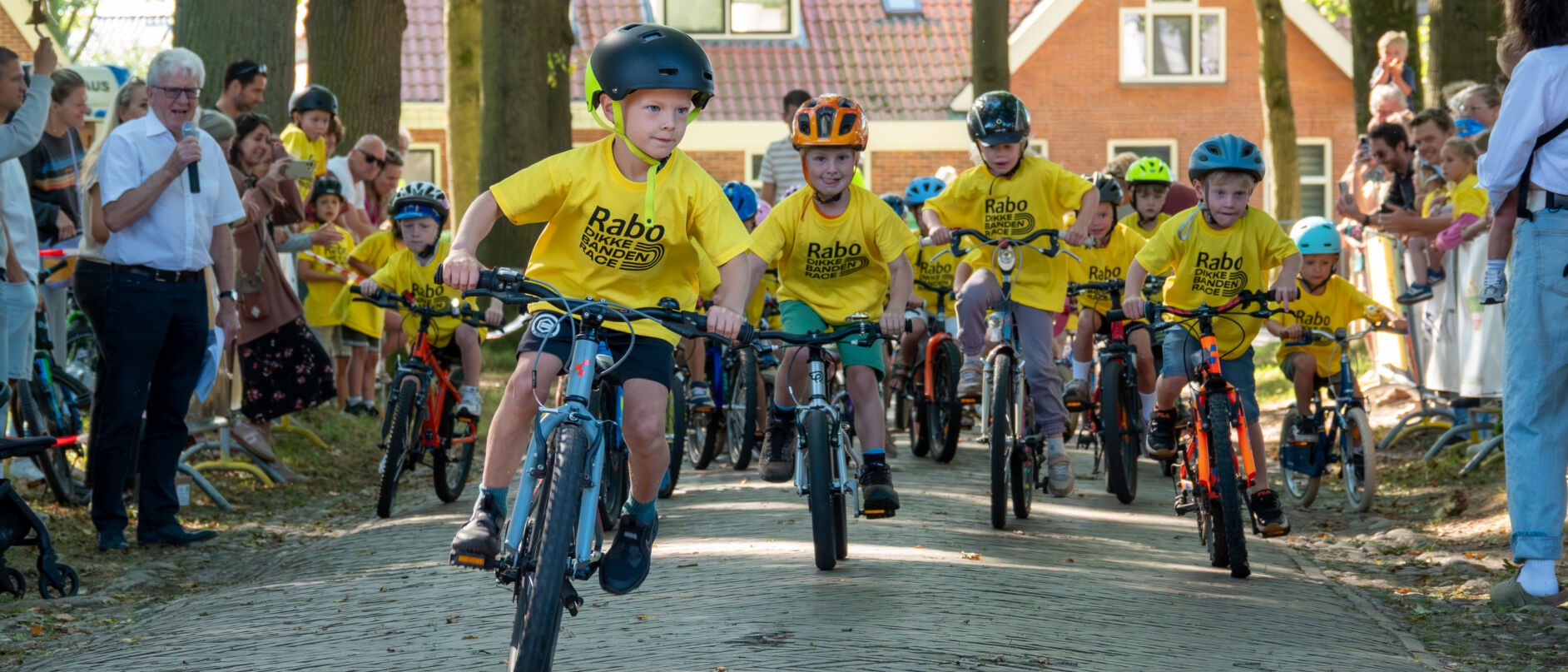 Stichting Ready2Race x Tour of Holland